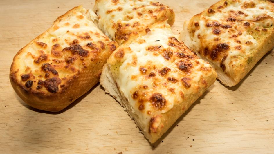 Cheesy Garlic Bread Recipe