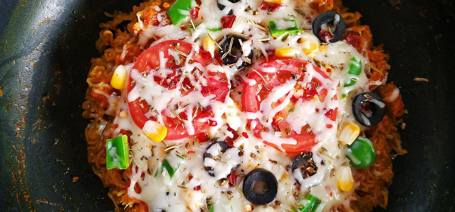 Cheesy MAGGI Pizza Recipe