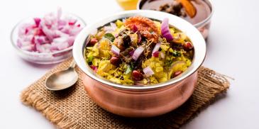 Potato Chivda Chaat Recipe