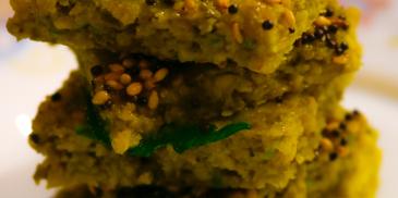 Moong Palak Dhokla